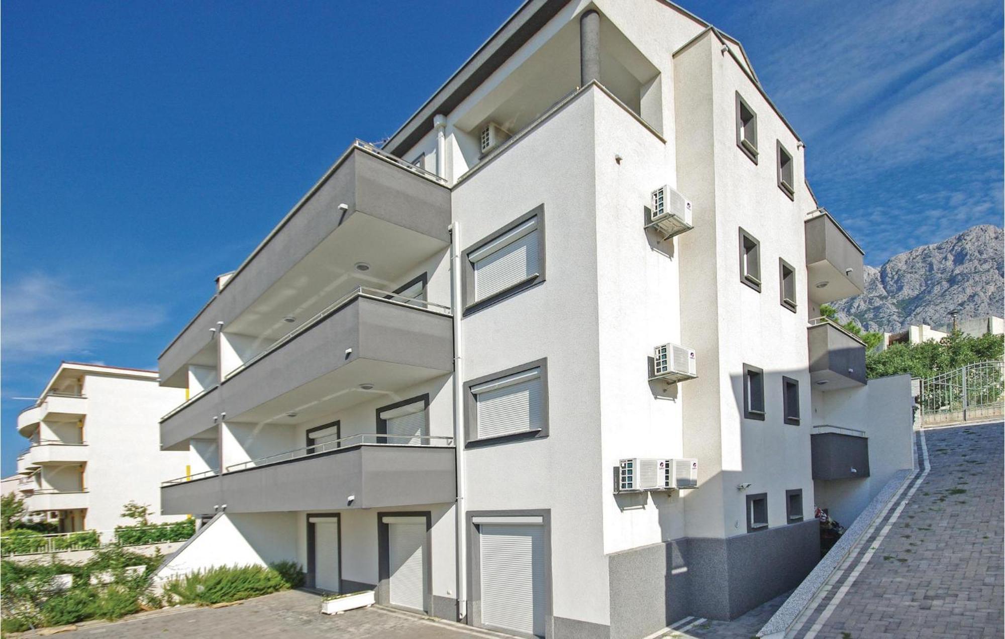 Gorgeous Apartment In Makarska With Wifi Exterior foto